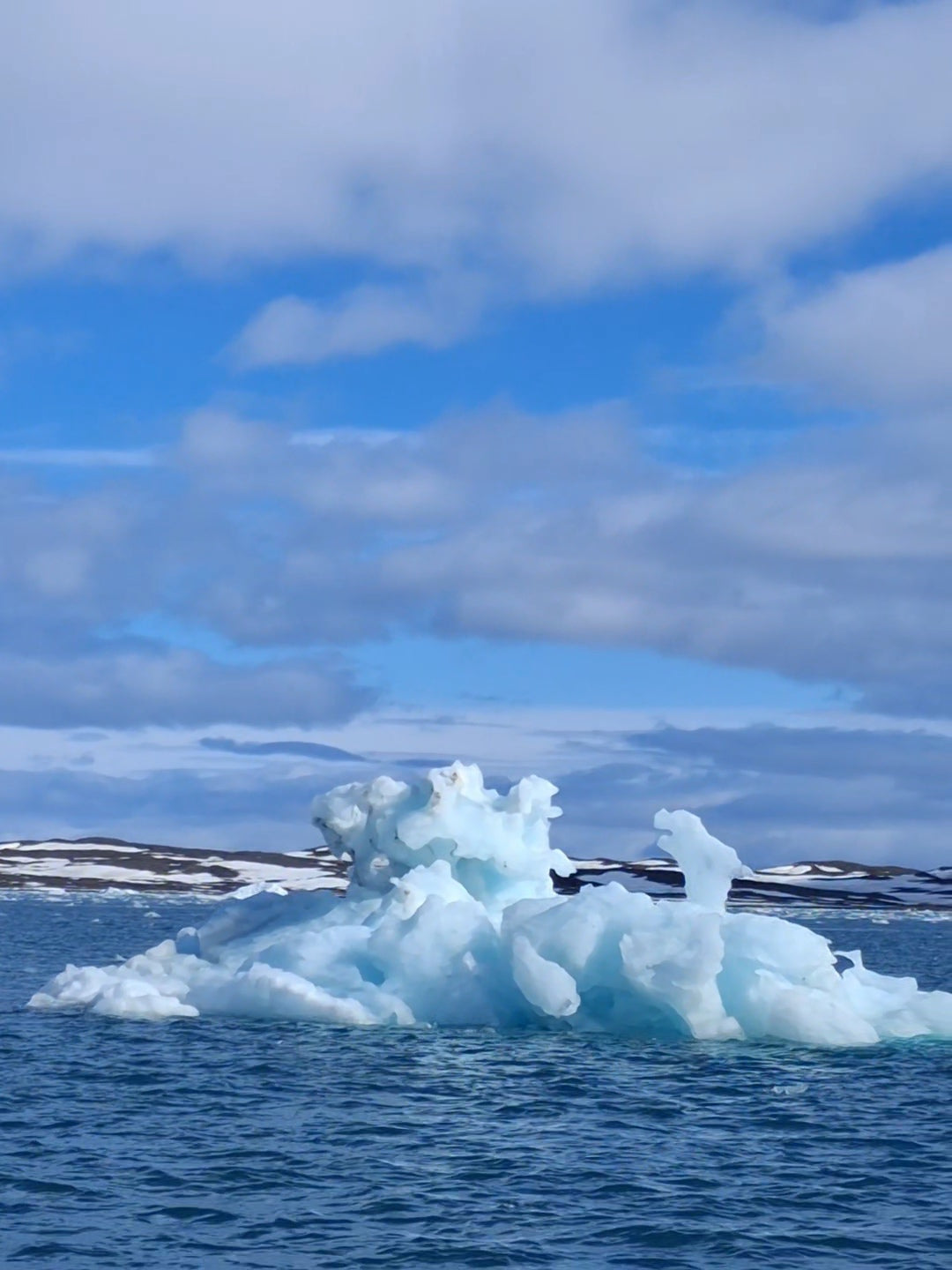 Arctic Friday Breathwork Facing the fjord - In the arctic archipelago